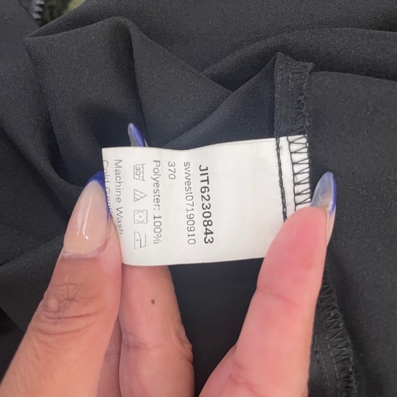 Shein Curve Black tank top spaghetti strap - Picture 7 of 8